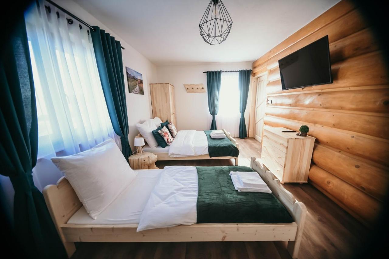 Bed and Breakfast Tarasowka U Zajaca Czerwienne Exterior foto